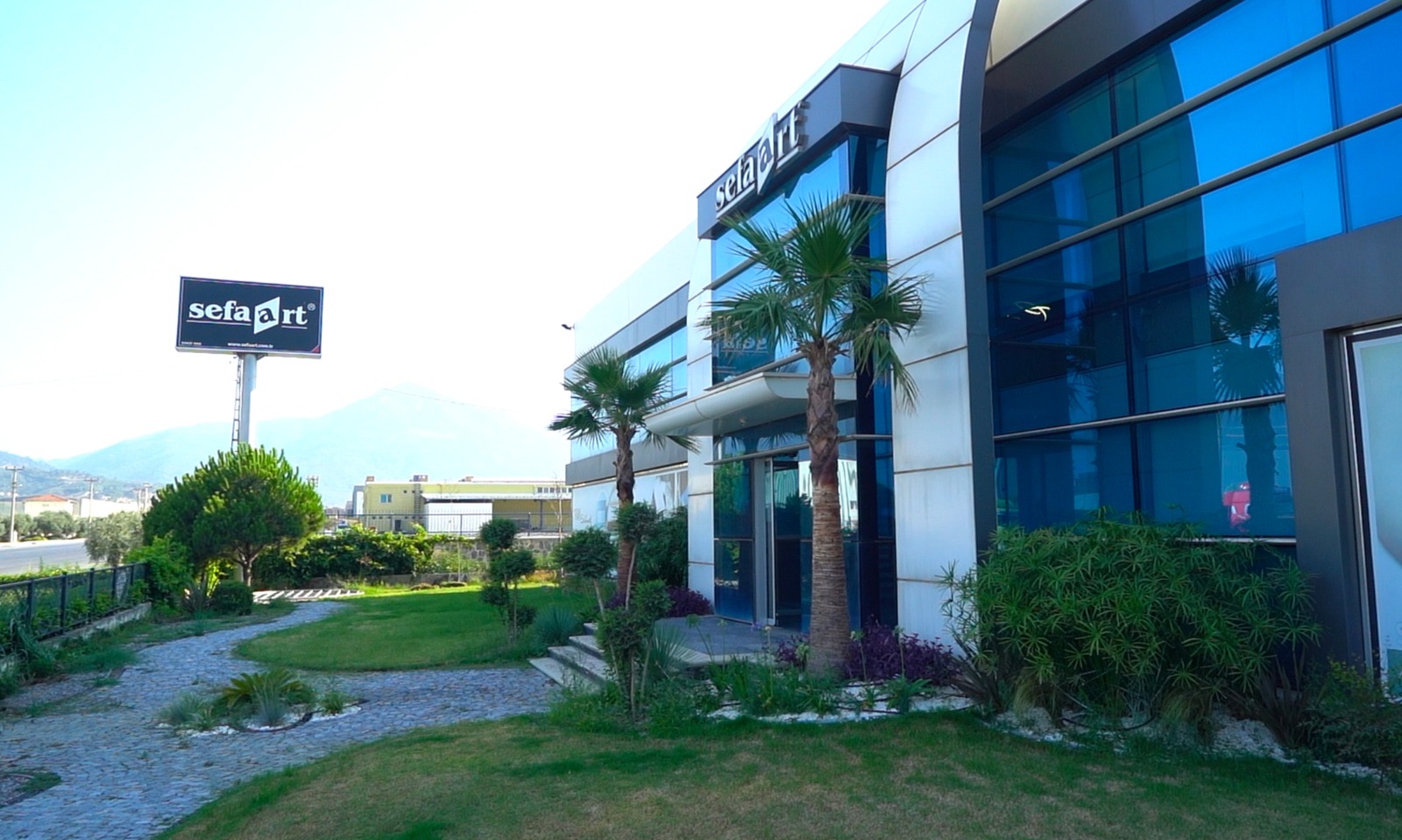 Fábrica SefaArt — exterior